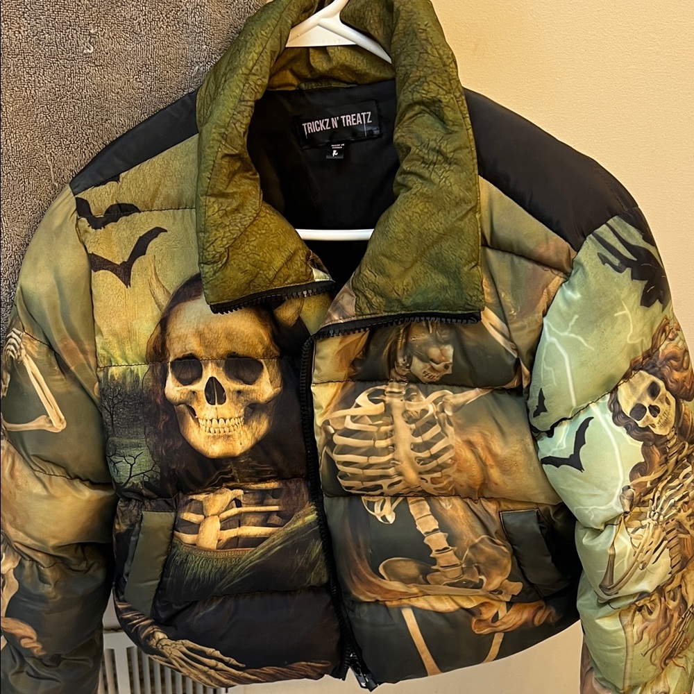 Skeleton Print Puffer Jacket - Green and Black